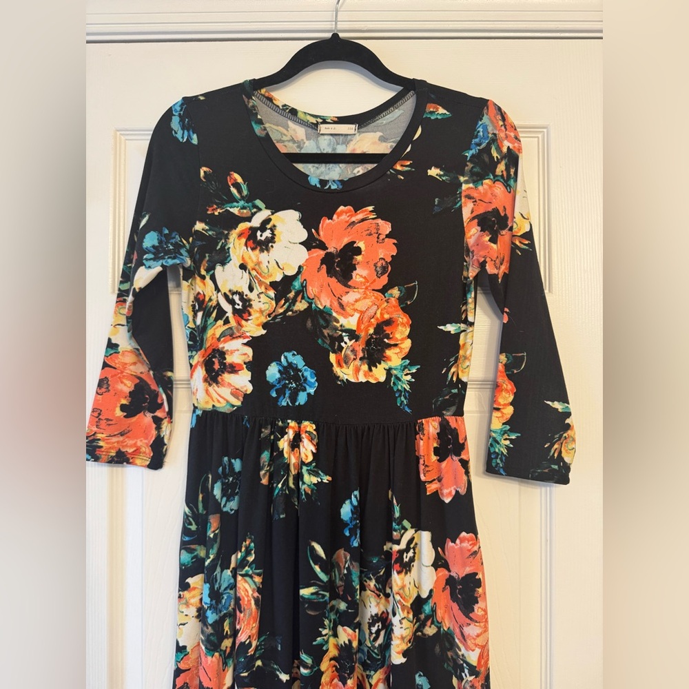 Black floral, long sleeve maxi dress